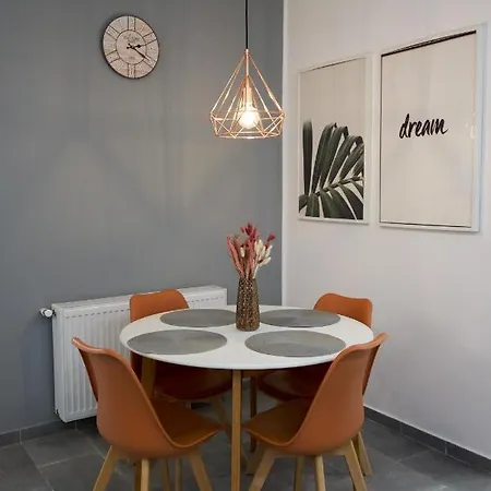 Modern Apartment In The Heart Of Bucharest 布加勒斯特 Exterior photo