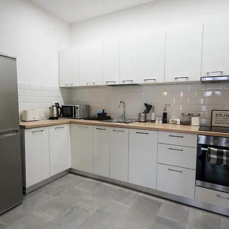 Modern Apartment In The Heart Of Bucharest 布加勒斯特 Exterior photo